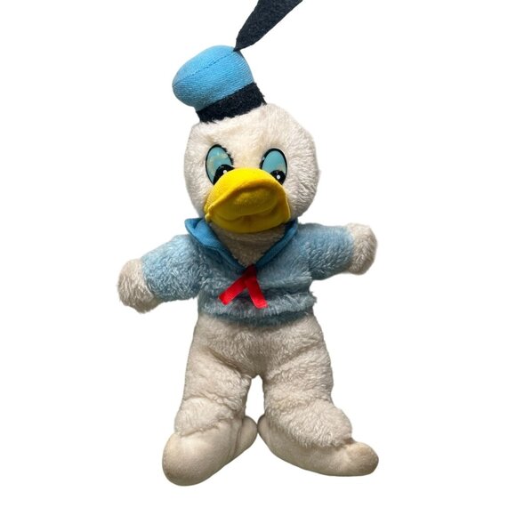Donald Duck Walt Disney Great Ice Odyssey 1982 Plush Toy Stuffed Animal 2" RARE - Picture 1 of 8
